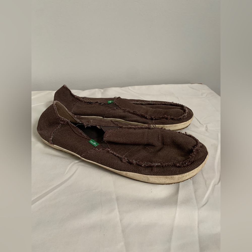 Mens Sanuk size 12